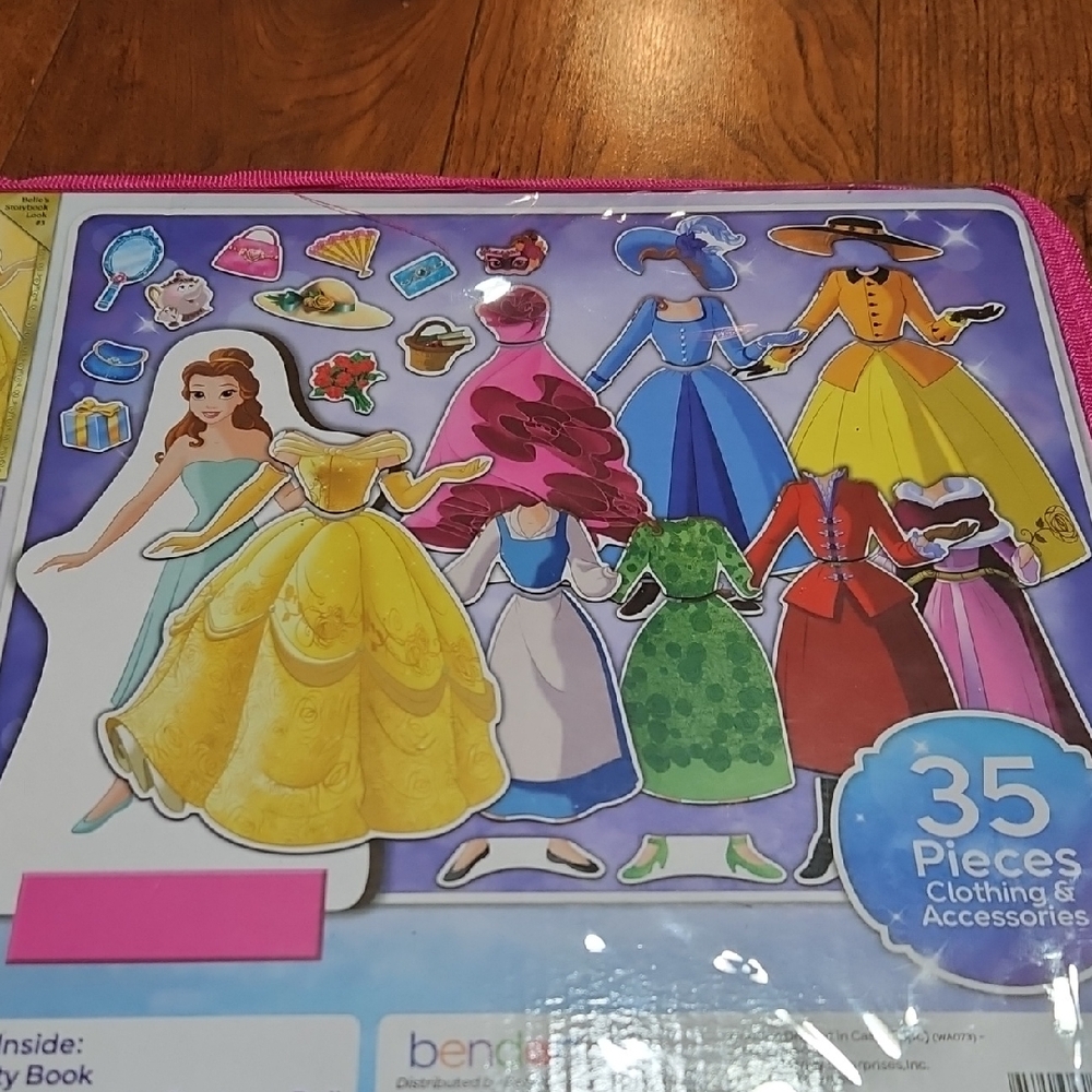 Belle 35 Piece Magnetic Dress-Up Set